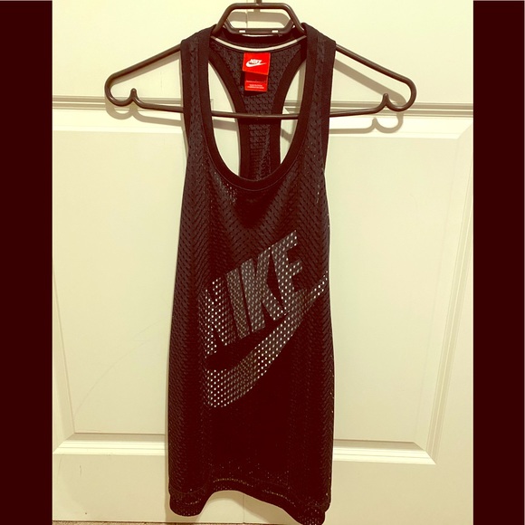 Nike top - Picture 1 of 4